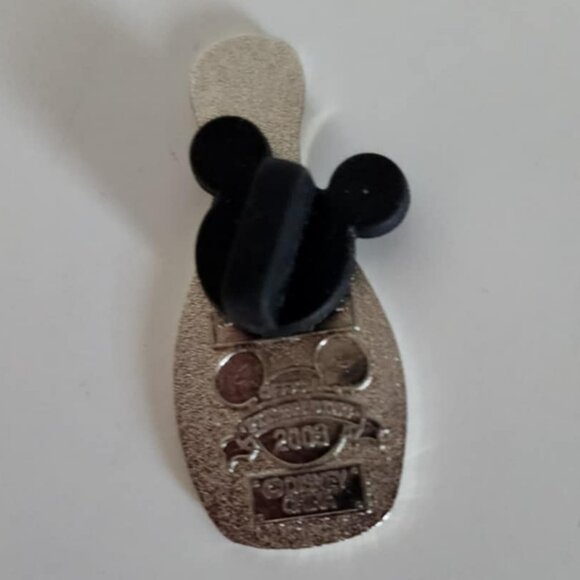 Disney Trading/Collectible Pin Hidden Mickey Pin- Villian - Picture 2 of 2